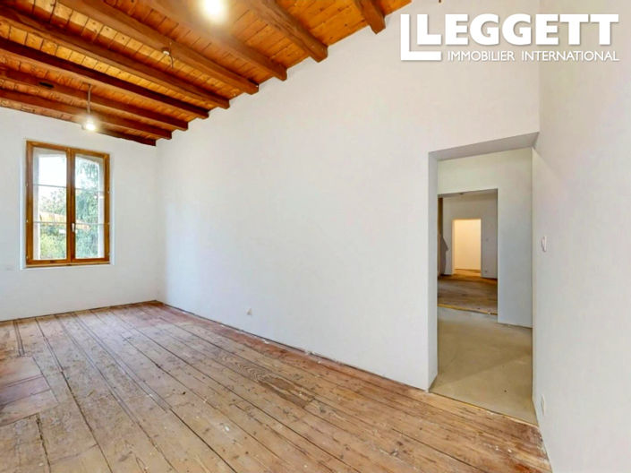 Image No.3-2 Bed House for sale