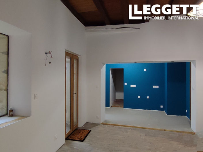 Image No.7-2 Bed House for sale