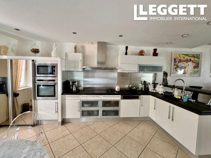 Image No.4-4 Bed House for sale