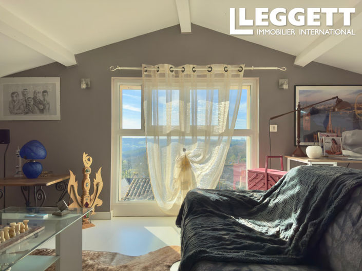 Image No.8-4 Bed House for sale