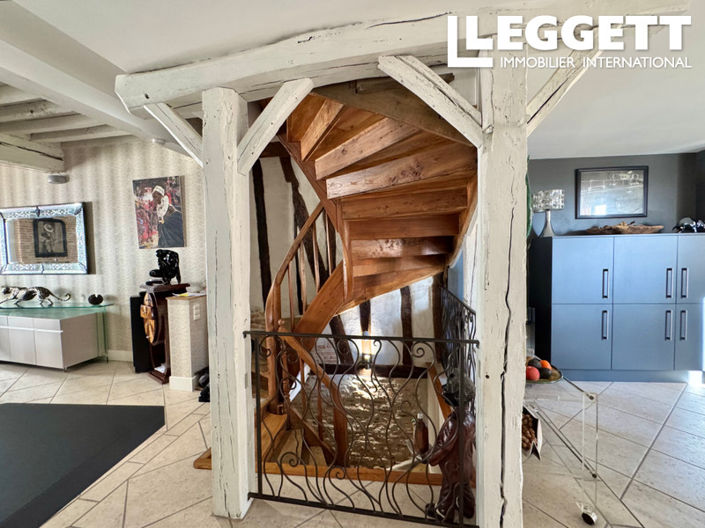 Image No.9-4 Bed House for sale