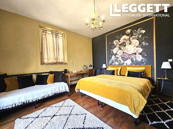 Image No.10-Maison de 6 chambres à vendre à Cosne-d'Allier