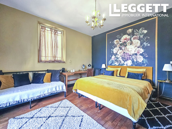 Image No.6-Maison de 6 chambres à vendre à Cosne-d'Allier