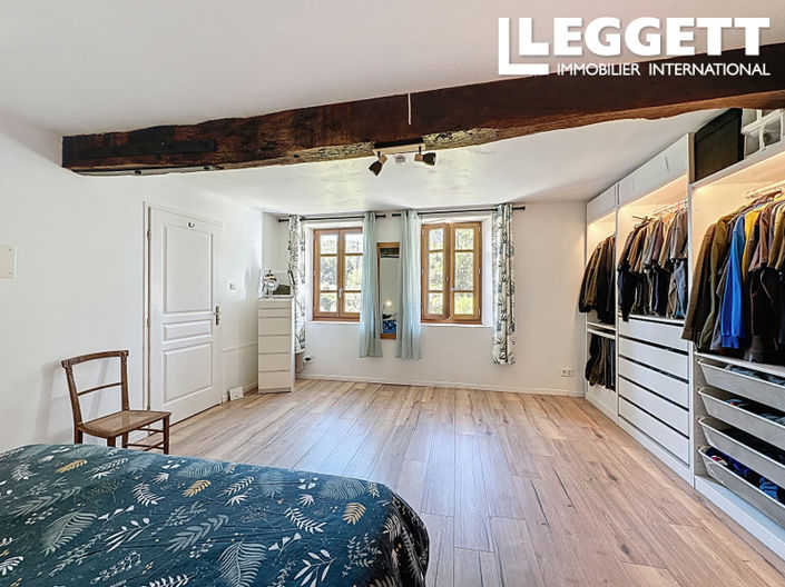 Image No.6-5 Bed House for sale