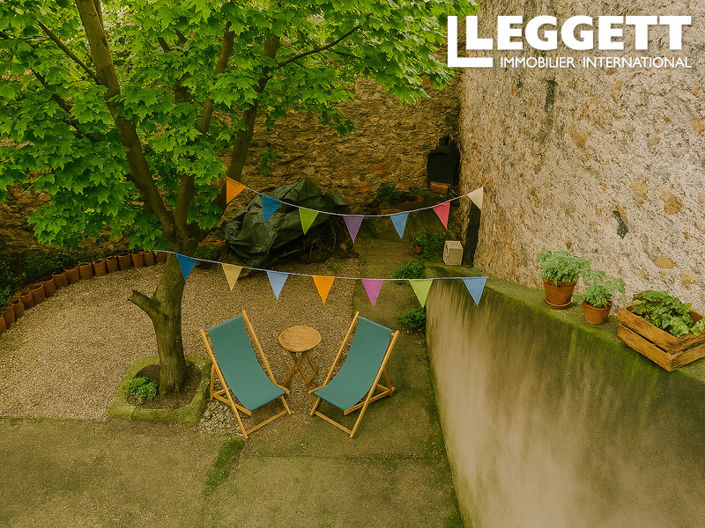 Image No.10-6 Bed House for sale