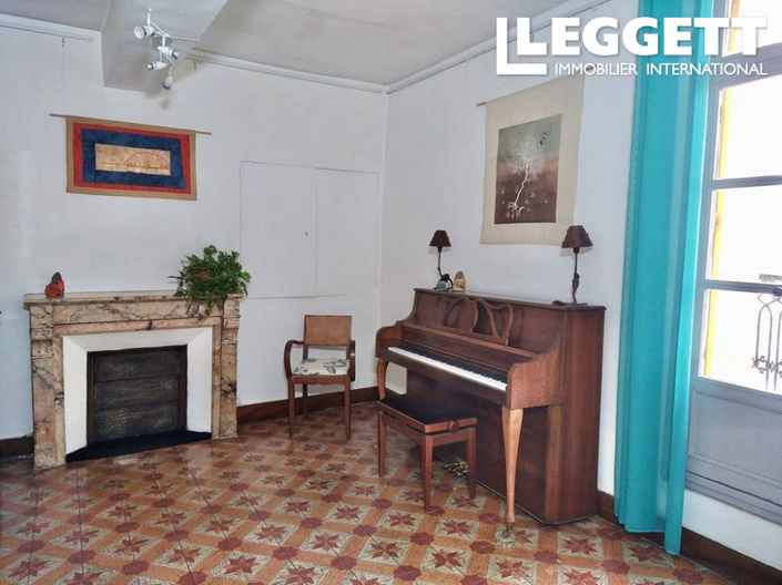 Image No.3-6 Bed House for sale
