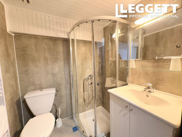 ahr0chm6ly9jzg4uagvzdglhlmltbw8vaw1hz2uvvevom