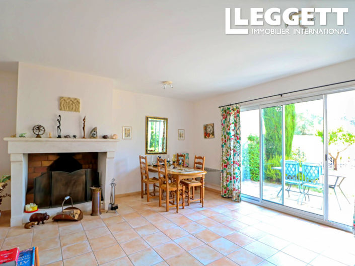 Image No.3-Maison de 3 chambres à vendre à Saint-Hilaire-d'Ozilhan