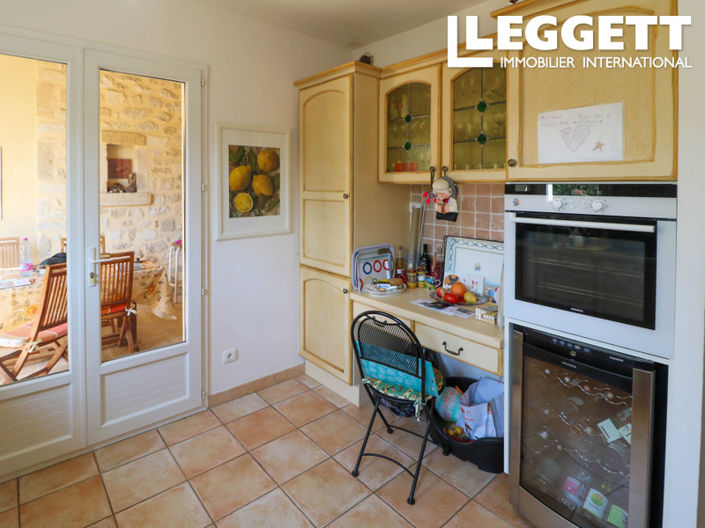 Image No.6-Maison de 3 chambres à vendre à Saint-Hilaire-d'Ozilhan