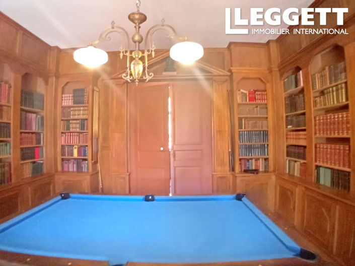 Image No.7-12 Bed Chateaux for sale