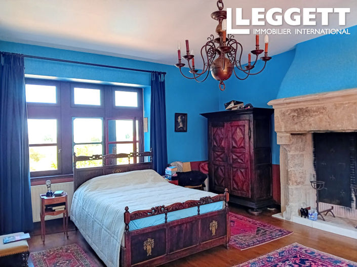 Image No.9-12 Bed Chateaux for sale