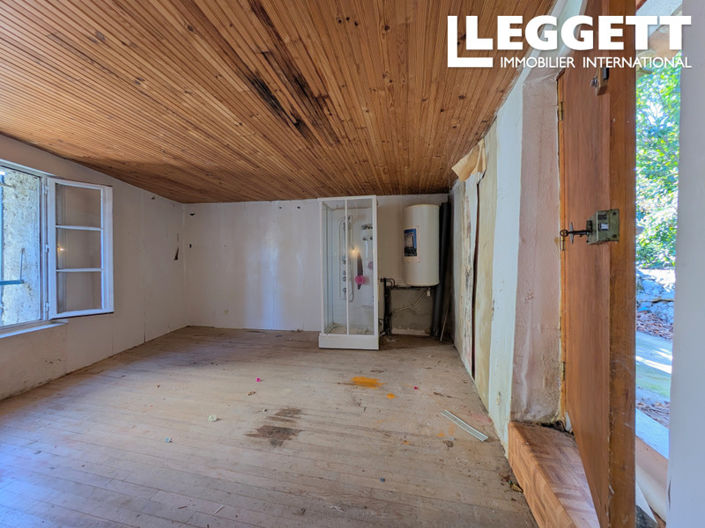 Image No.6-3 Bed House for sale