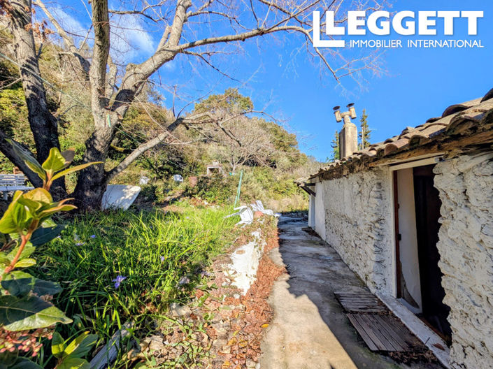 Image No.8-3 Bed House for sale