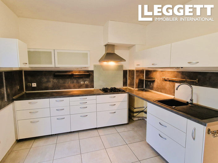 Image No.3-3 Bed House for sale