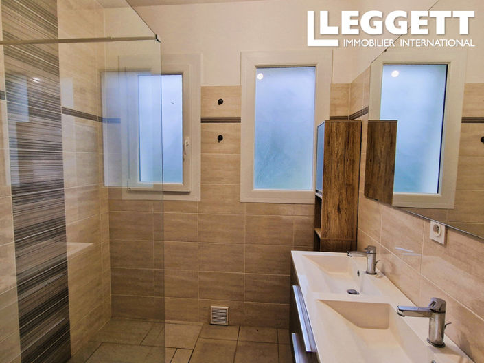 Image No.7-3 Bed House for sale