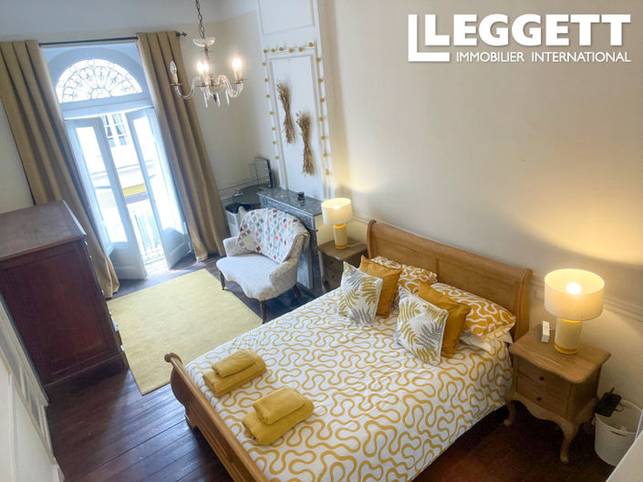 Image No.7-4 Bed House for sale