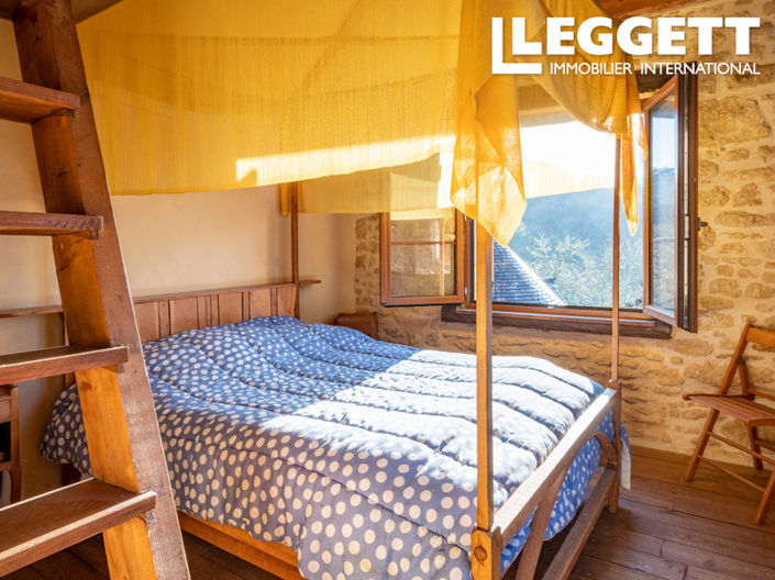 Image No.5-2 Bed House for sale