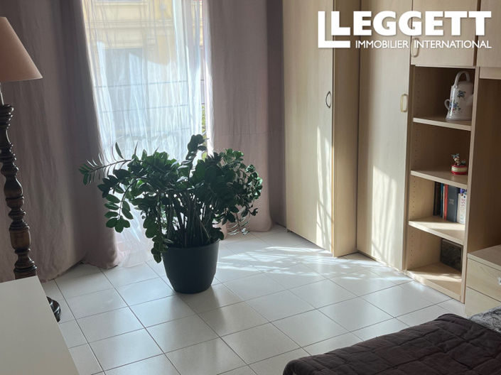 Image No.10-3 Bed Apartment for sale