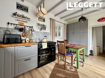 ahr0chm6ly9jzg4uagvzdglhlmltbw8vaw1hz2uvvevom