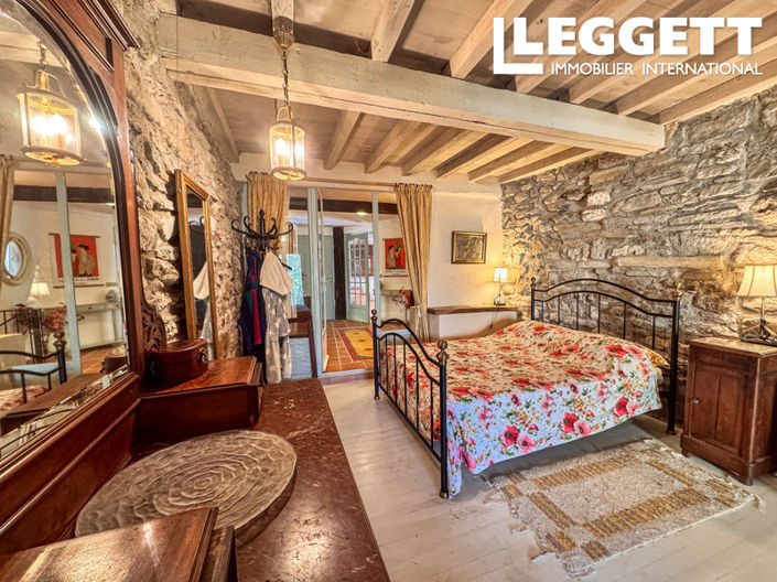 Image No.2-3 Bed House for sale