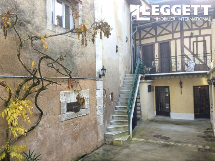 Image No.2-6 Bed House for sale