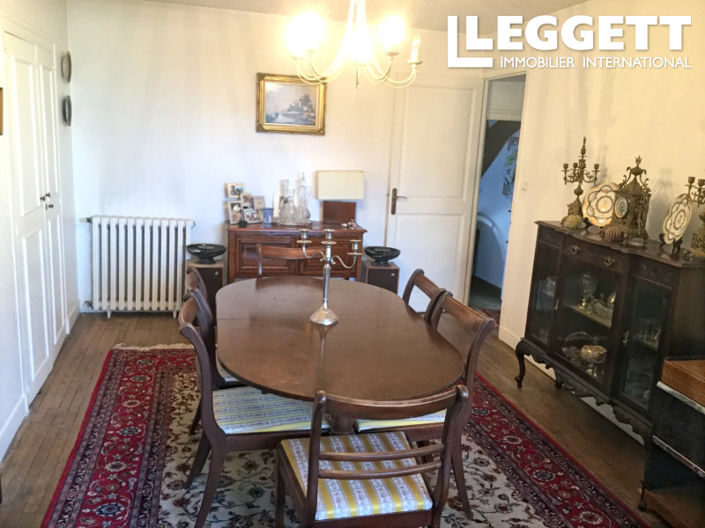 Image No.4-6 Bed House for sale