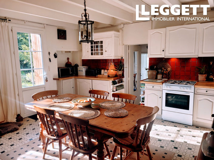 Image No.3-4 Bed House for sale