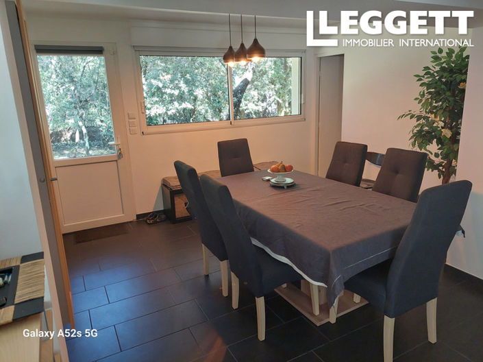 Image No.6-3 Bed House for sale