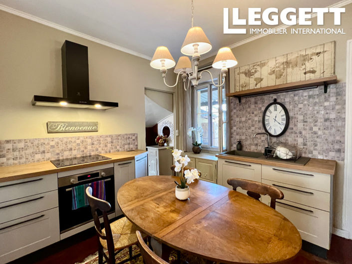 Image No.6-3 Bed House for sale