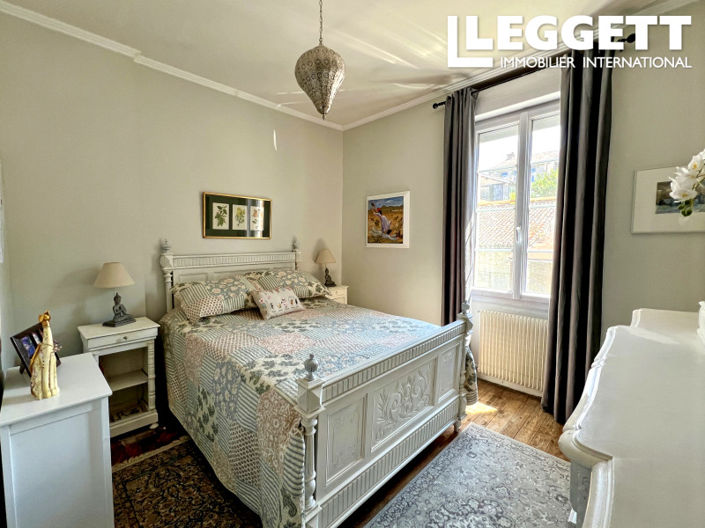 Image No.7-3 Bed House for sale