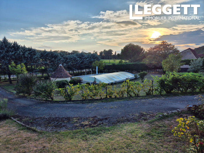 Image No.3-3 Bed House for sale