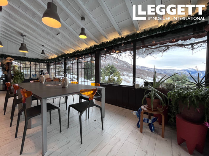 Image No.3-5 Bed House for sale