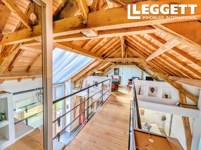 Image No.3-6 Bed House for sale