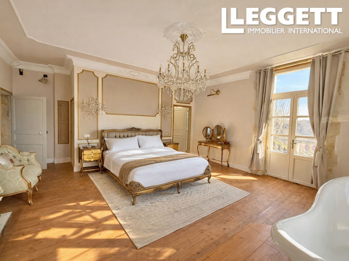 Image No.5-10 Bed Chateaux for sale