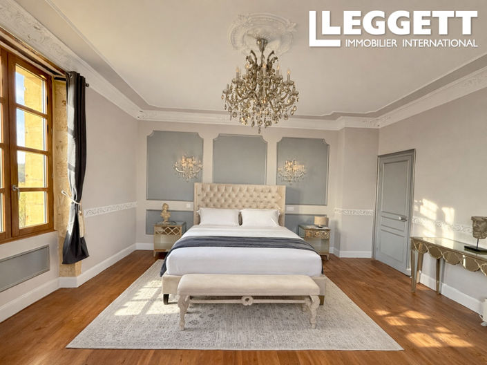 Image No.9-10 Bed Chateaux for sale