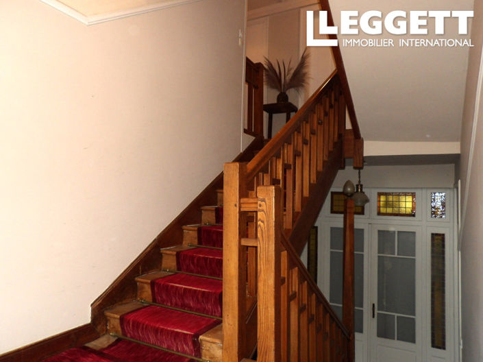 Image No.8-21 Bed House for sale