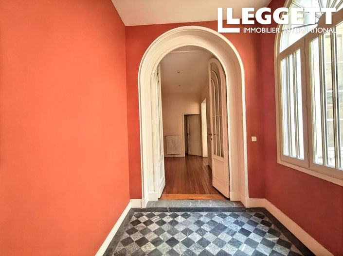 Image No.10-3 Bed Apartment for sale