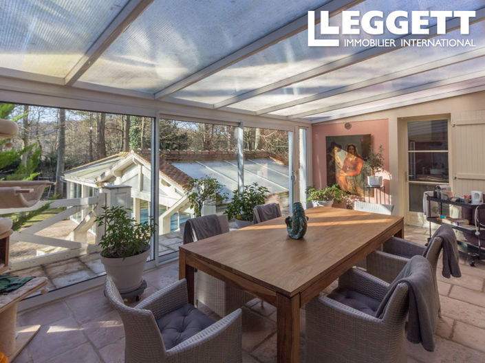 Image No.3-5 Bed House for sale