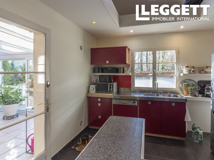 Image No.4-5 Bed House for sale