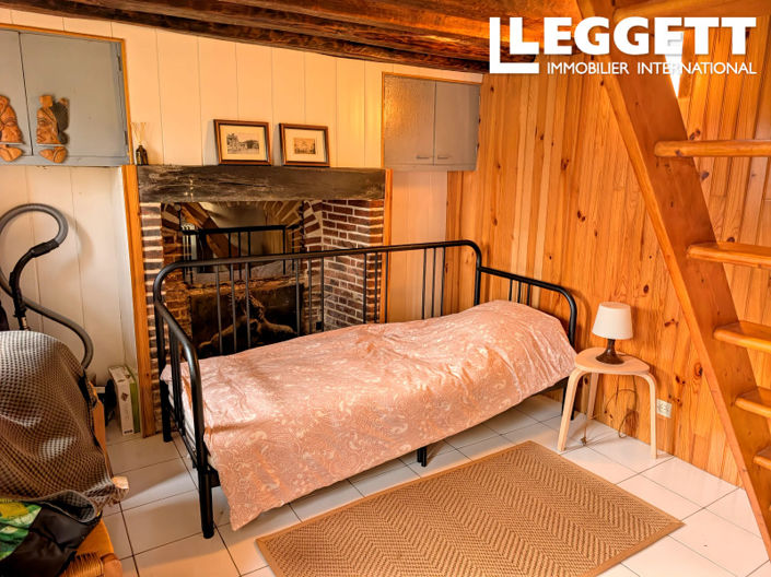 Image No.5-2 Bed House for sale