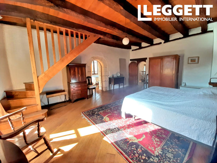 Image No.9-4 Bed House for sale