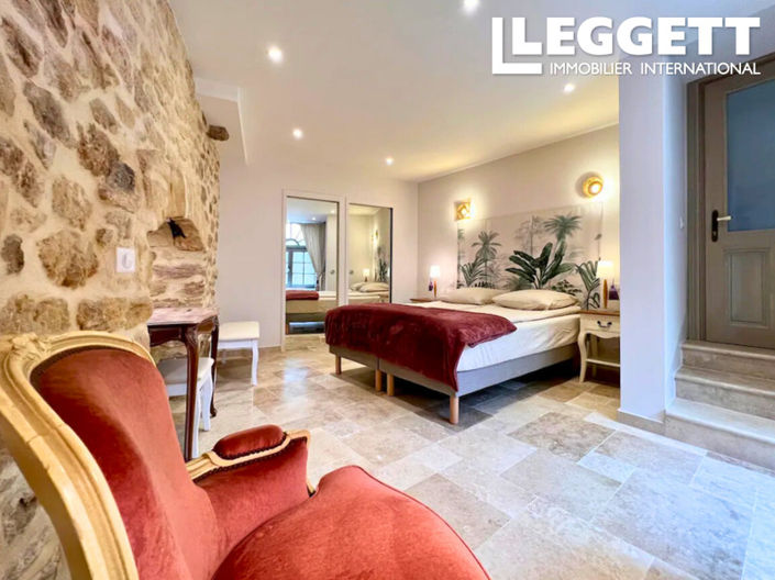 Image No.6-2 Bed House for sale