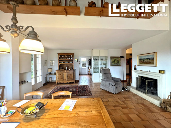 Image No.9-4 Bed House for sale