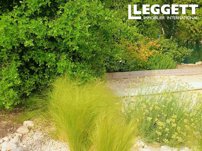 Image No.6-2 Bed House for sale