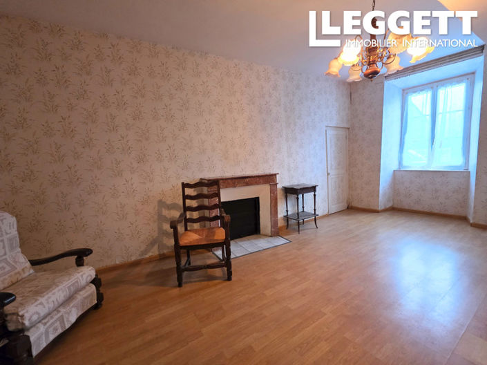 Image No.5-2 Bed House for sale