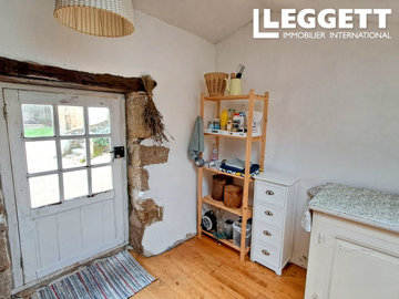 ahr0chm6ly9jzg4uagvzdglhlmltbw8vaw1hz2uvvevom