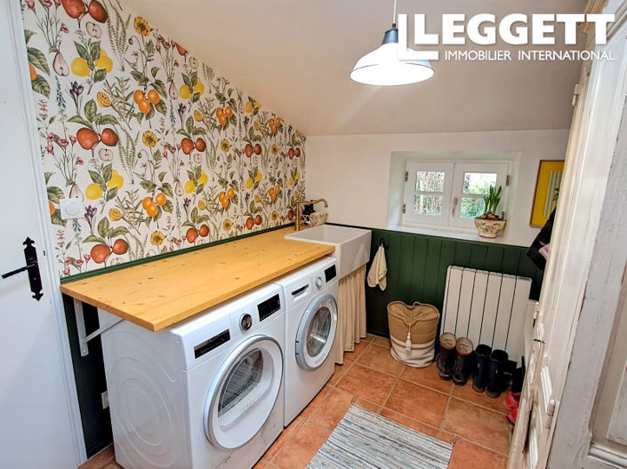Image No.8-2 Bed House for sale