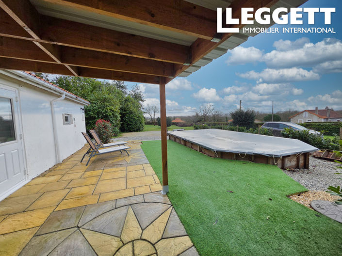 Image No.9-3 Bed House for sale