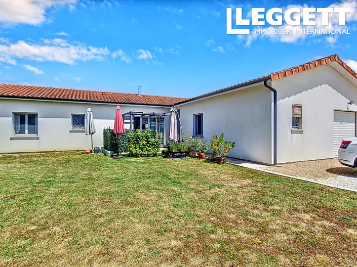 Image No.10-4 Bed House for sale