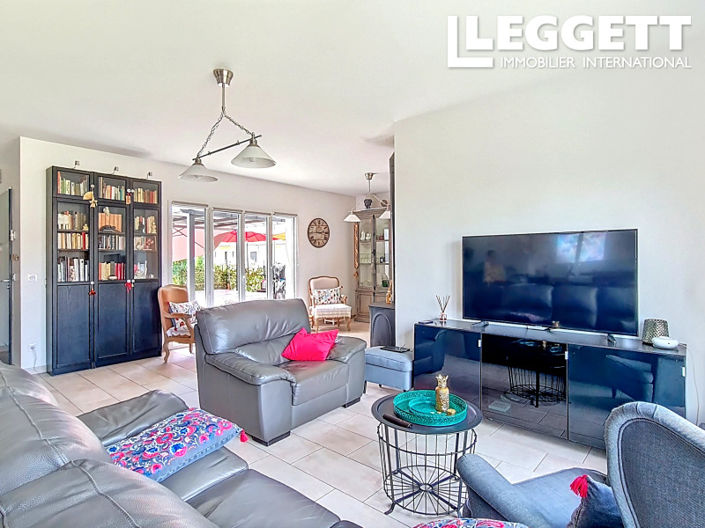 Image No.3-4 Bed House for sale